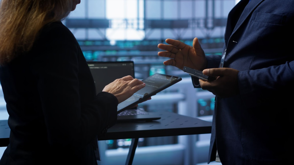Fintech vs. Banks: Which is better for your financial needs?